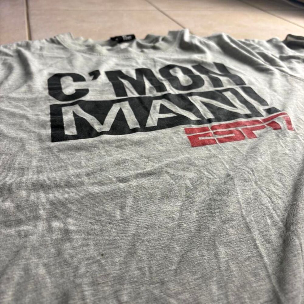 Unbranded Men's Grey T-shirt